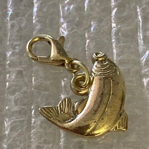 NWOT - Diamonds International Hanging Flying Fish Charm
